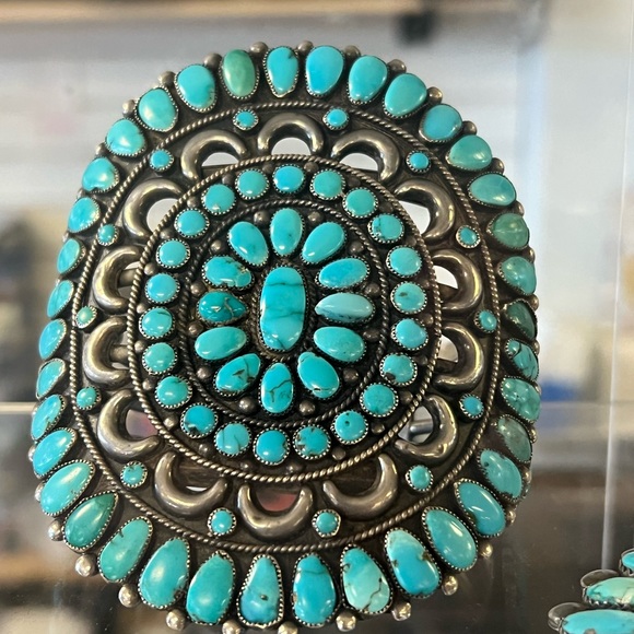 Meet your Posher, Kelly - Picture 4 of 14